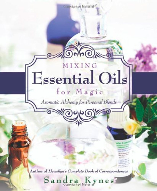 Mixing Essential Oils for Magic: Aromatic Alchemy for Personal Blends